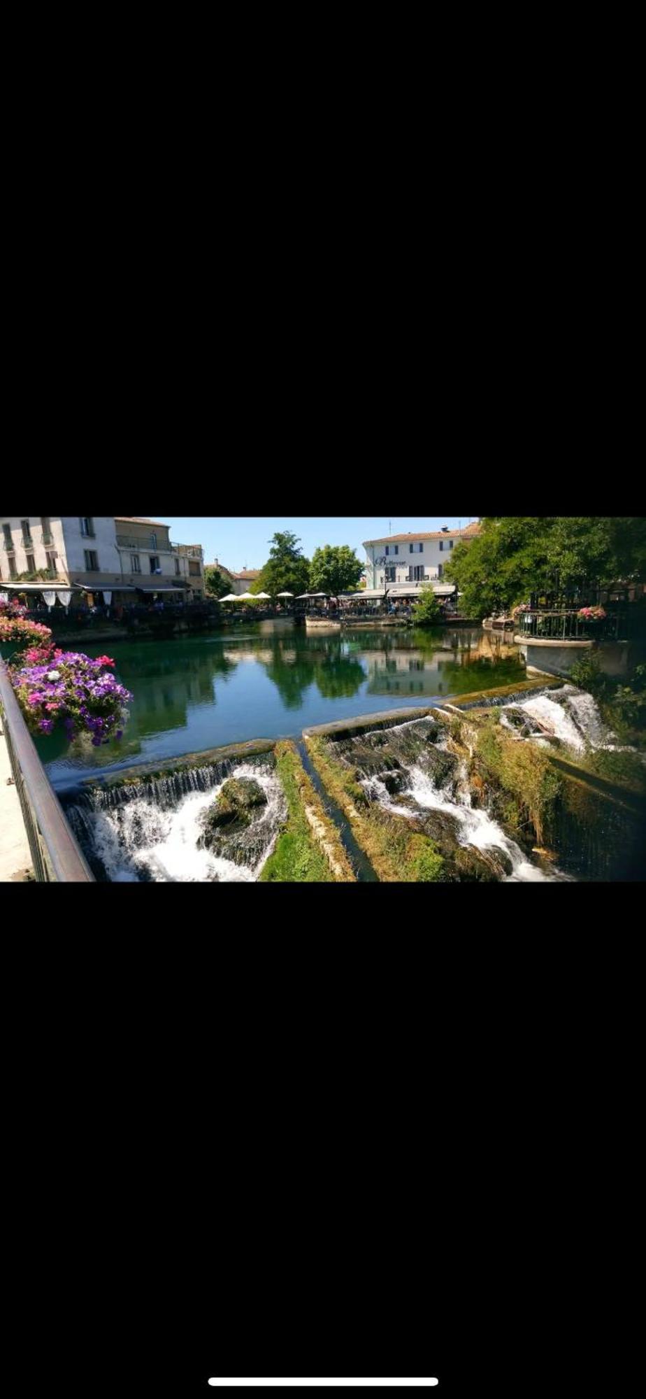 Maison Plain Pied Avec Climatisation Dans Une Residence Privee Avec Piscine Saint-Saturnin-lès-Avignon المظهر الخارجي الصورة